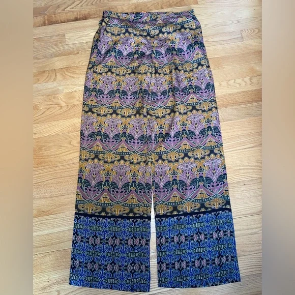 Joe Fresh Patterned Pants - Picture 1 of 7